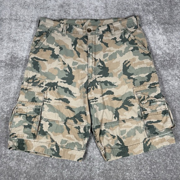 Levi's Shorts Men's 38 Green Camo Cargo 11" Inseam Military Utility - Picture 1 of 8